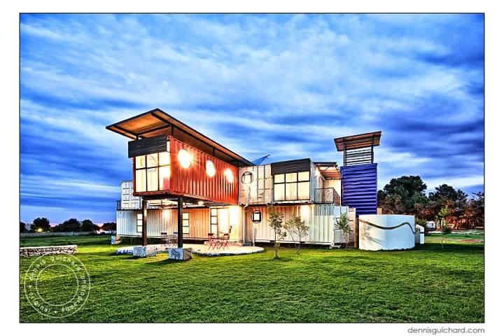 The New Jerusalem Orphanage at dusk (Photo: Dennis Guichard, commissioned by Safintra)