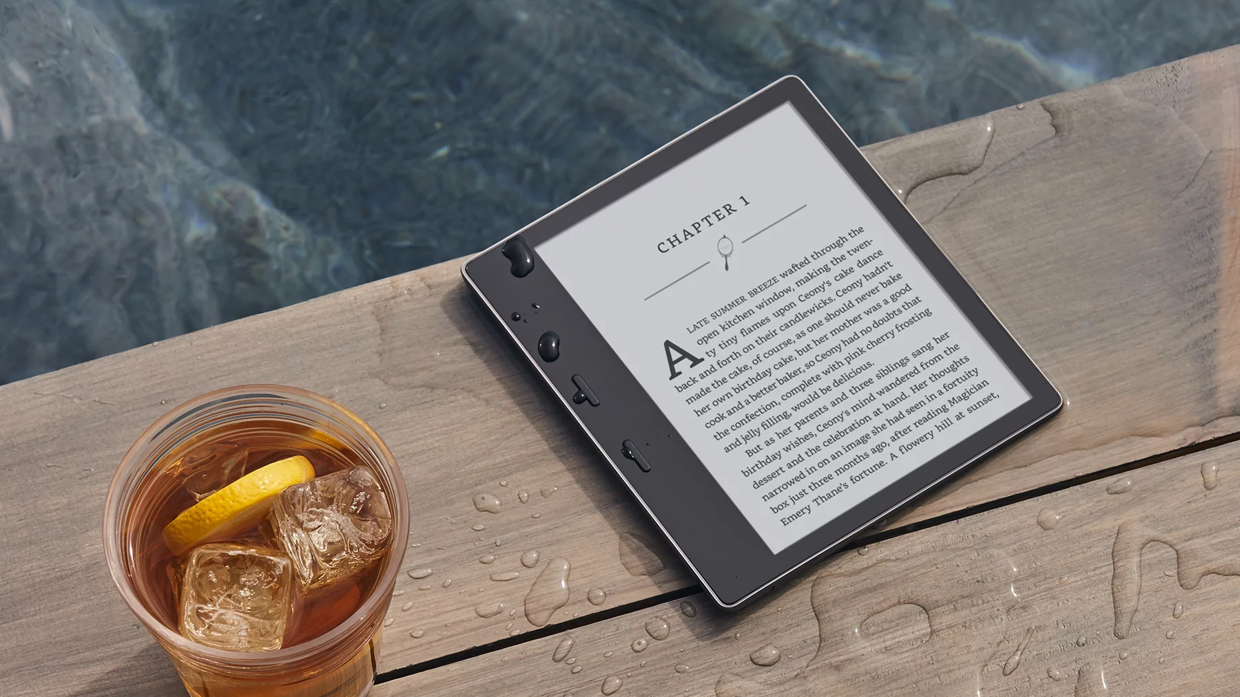 The 2017 Kindle Oasis keeps the name but adds more screen space