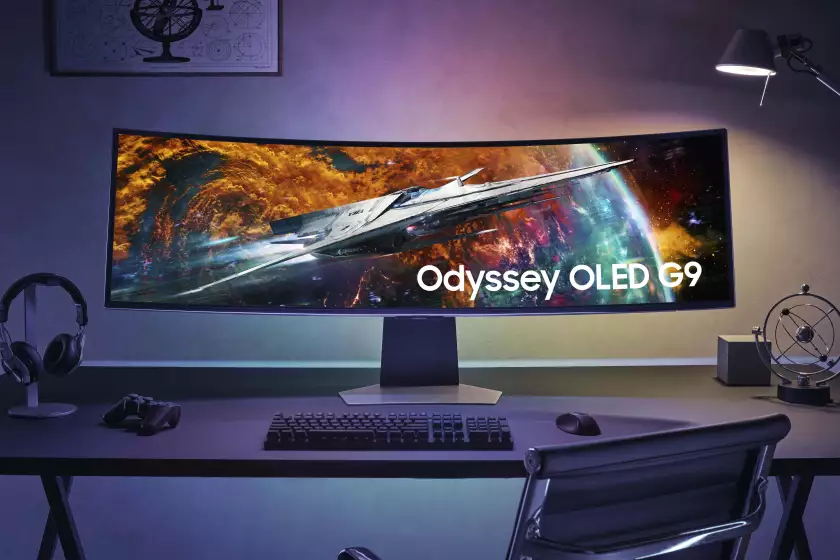 Samsung's monstrous ultra-wide gaming monitor goes up for pre-order