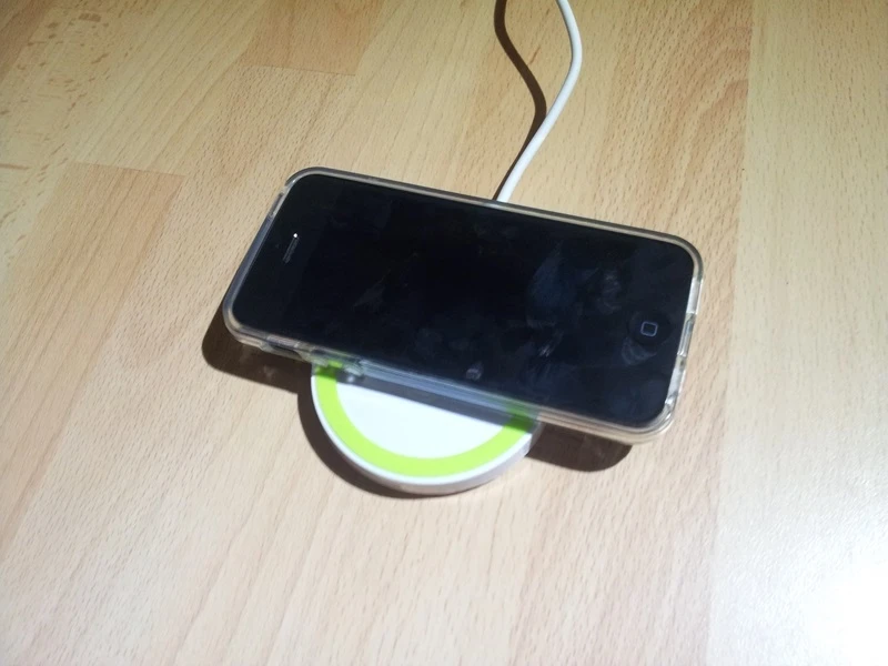 The iQi Mobile retails at £21 (US$35)