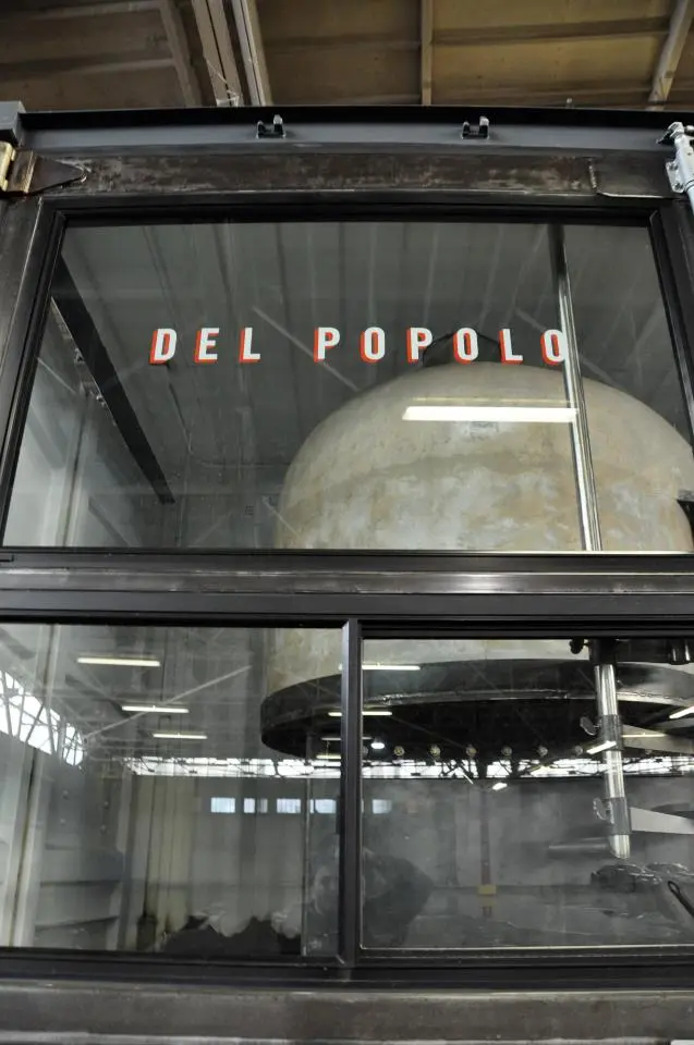 The mobile pizzeria serves rustic Neapolitan style pizzas, topped with ingredients sourced from local and independent producers