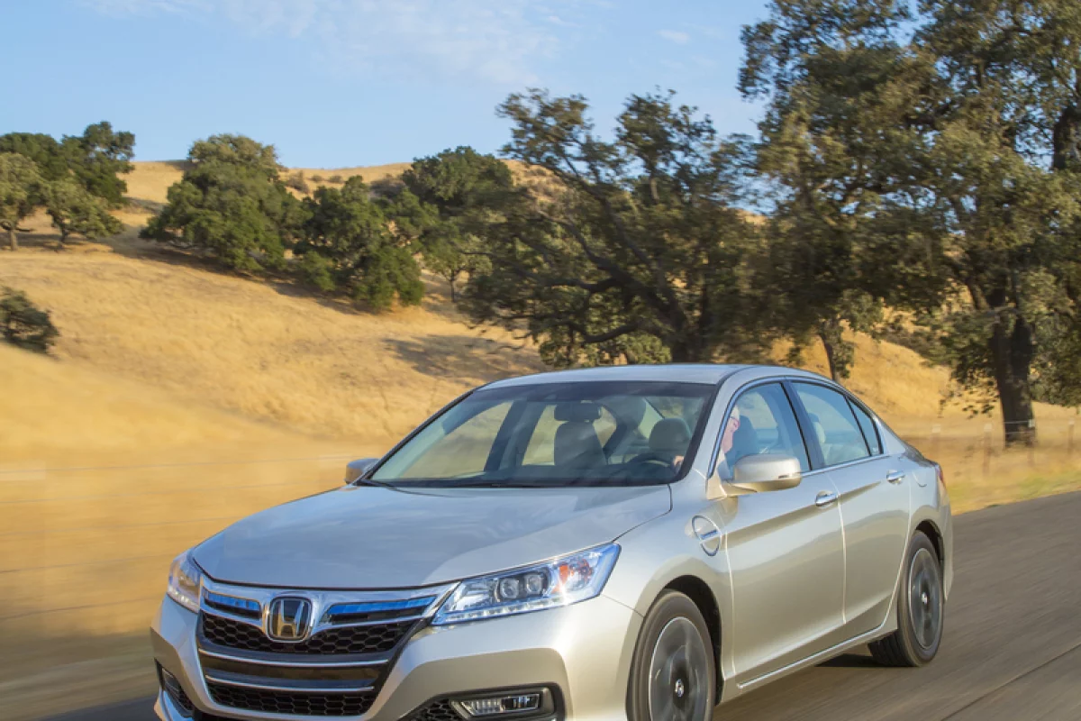 The 2014 Honda Accord PHEV