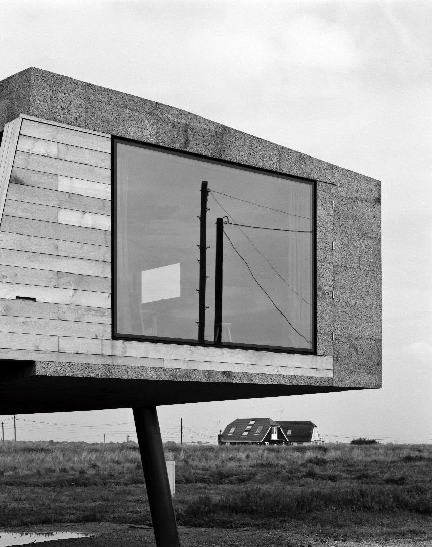 Redshank was designed by Lisa Shell Architects Ltd with Marcus Taylor