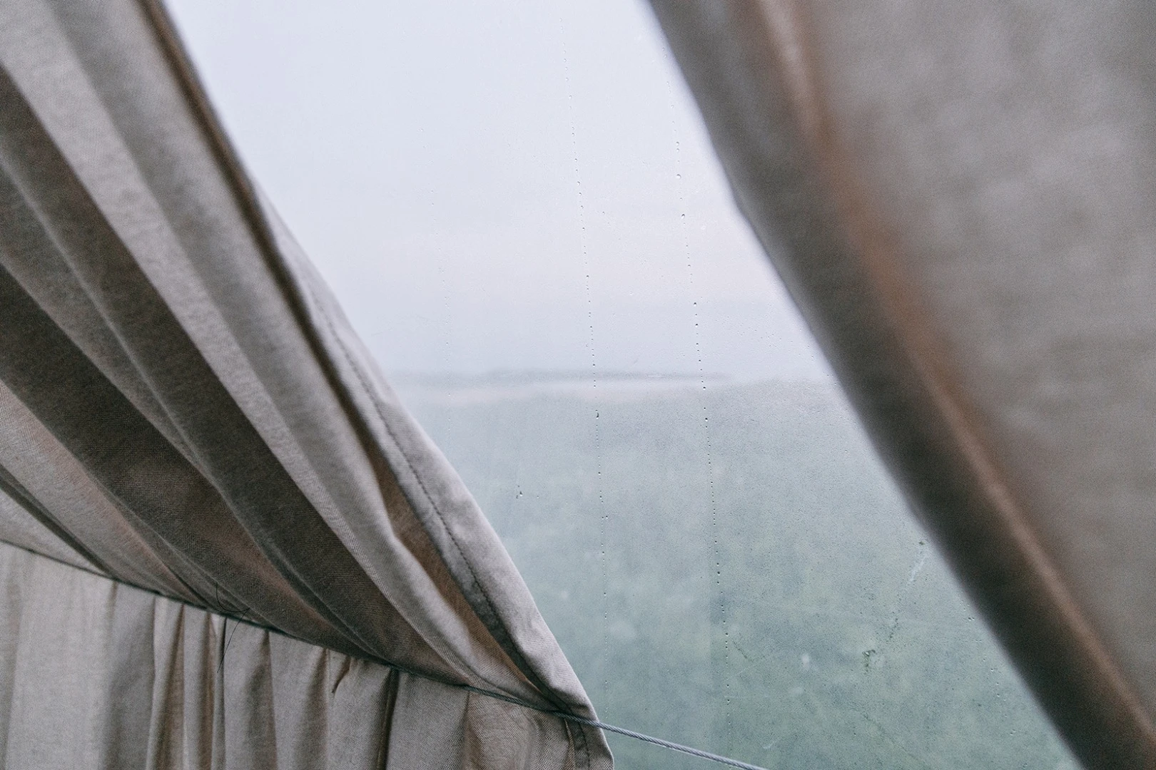 The Oasis dome can be used any any type of environment and can withstand temperatures from -20° C to + 40° C (-4°F to 104°F)