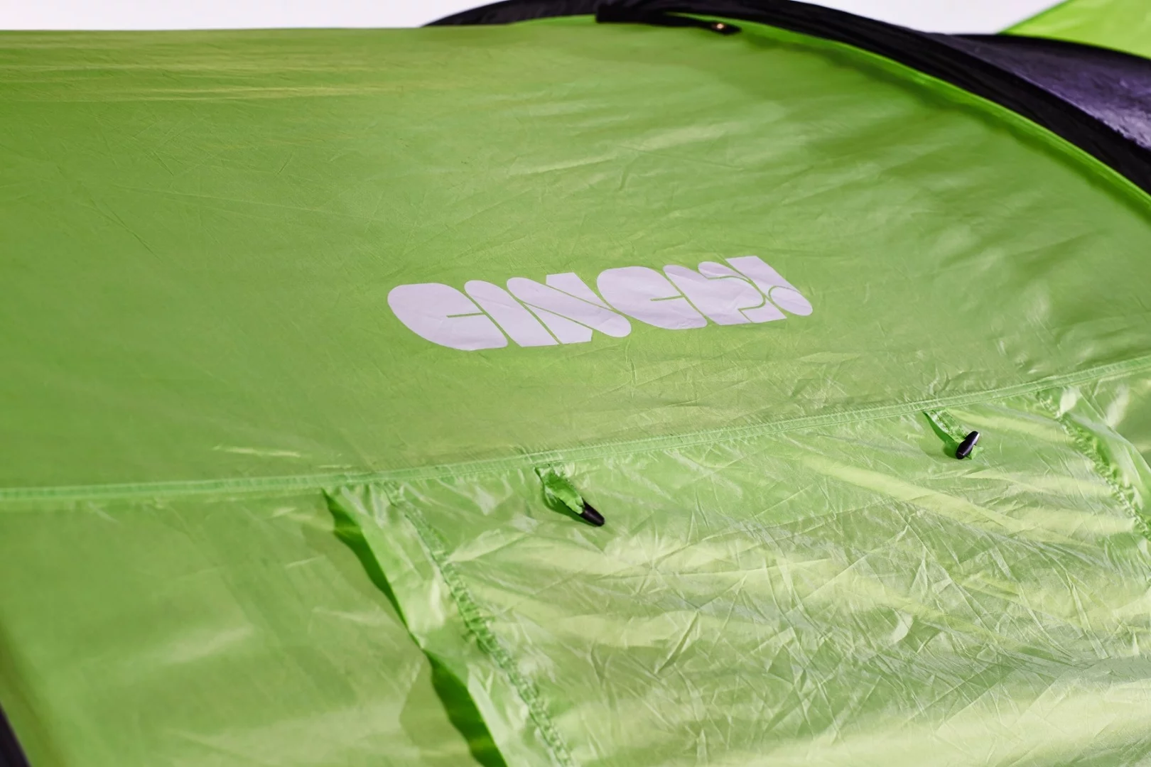 The 4000HH outer layer is said to provide three times the industry standard for waterproofing