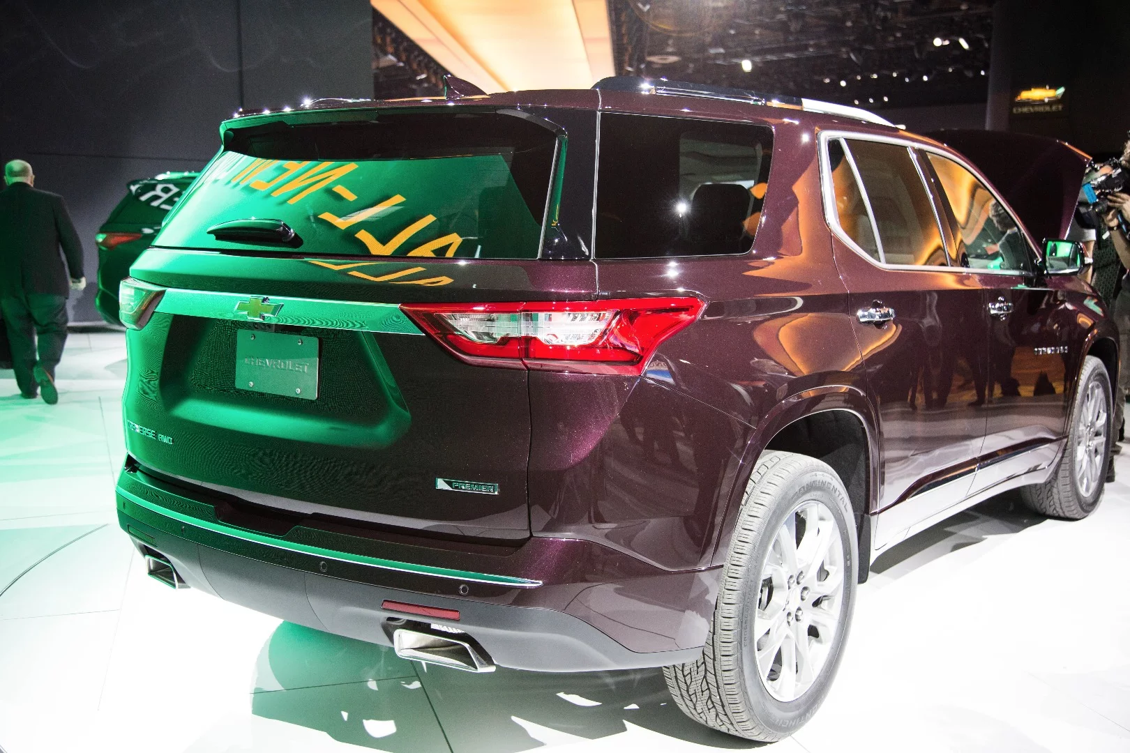 The Traverse features an available hands-free liftgate