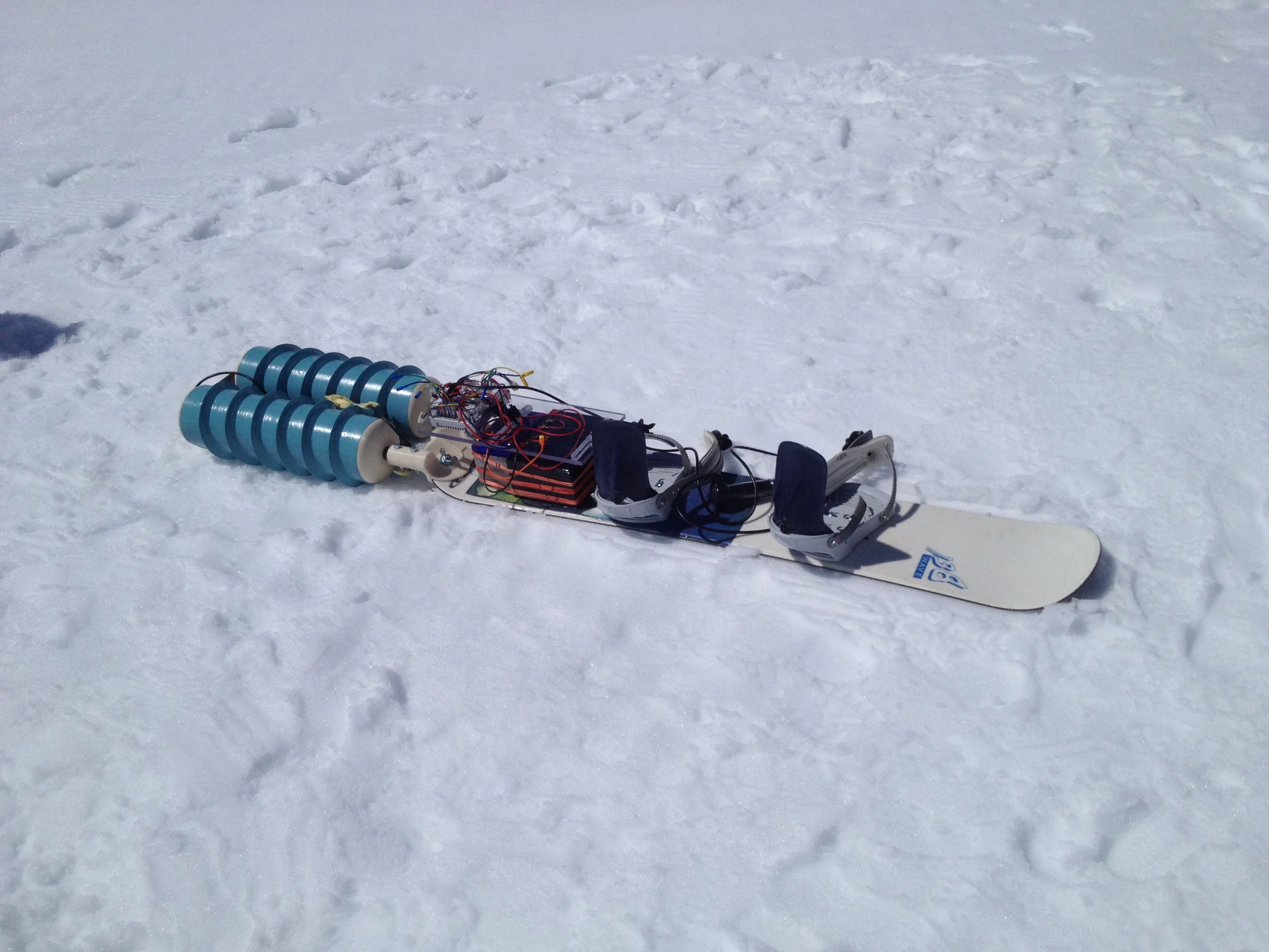 The students tested the Propul~Surf in the Alps recently
