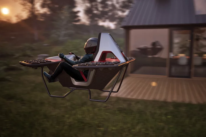 What the solo might look like with you in it. Best case, you've got about a 15-mile range to get there and back before you run out of juice