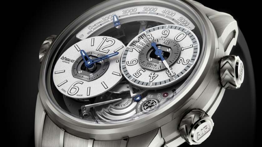 The Breva Génie 02 Terre has a built-in altimeter