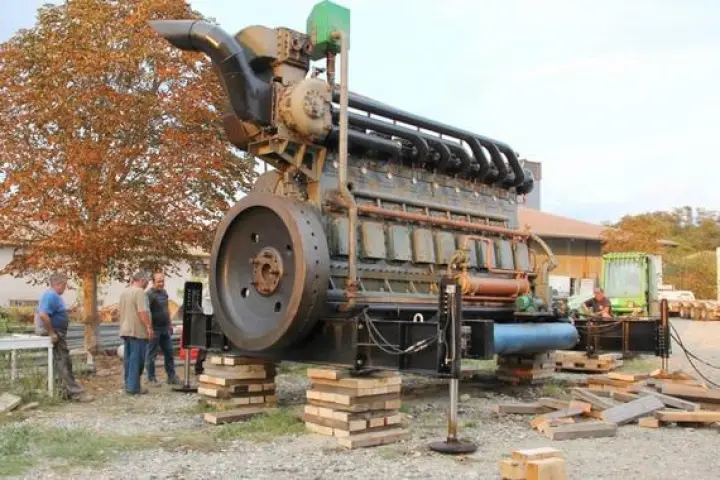 This vintage 30-ton 1600-horsepower Type 9 V.O.S. Duvant engine is currently on display at the Retromobile 2012 show in Paris