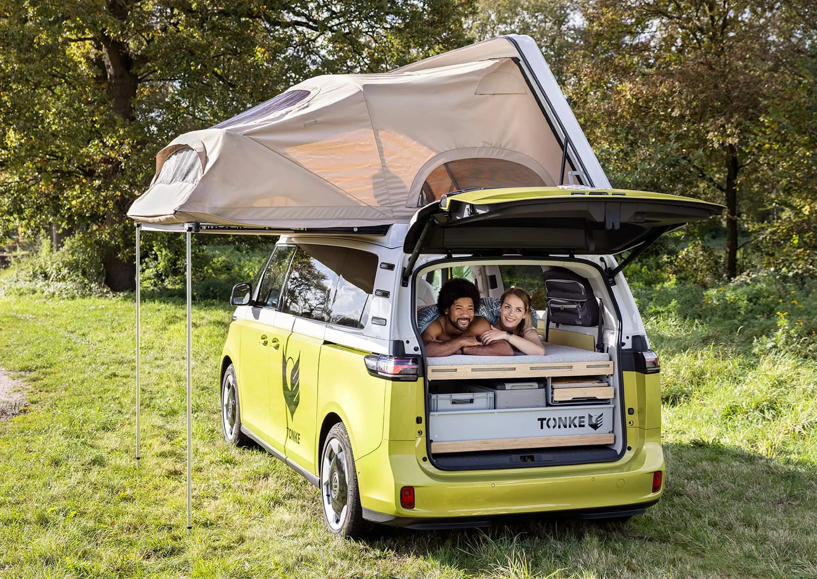 Tonke's innovative pop-and-slide roof creates a larger bed while also adding to the headroom in the main van cabin