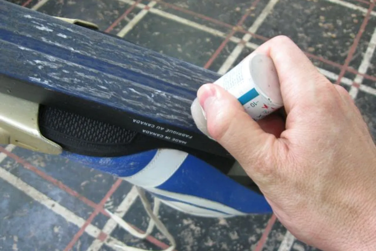 Newly-presented research reportedly proves that modern skis perform better without wax