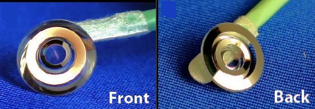 Front and back views of the UCSD switching magnification contact lens (Photo: Optics Express)