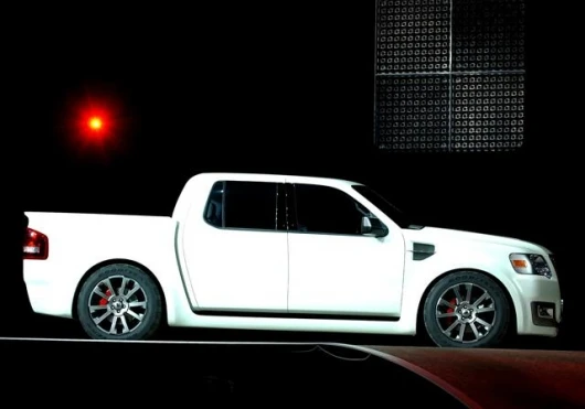 The Sport Trac Adrenalin follows the Ford Explorer Sport Trac concept, which debuted at the 2005 North American International Auto Show.