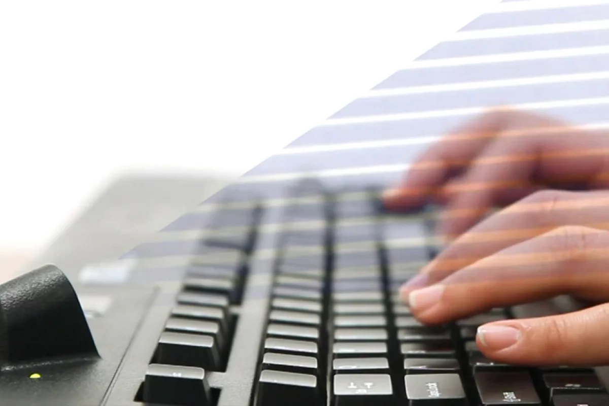 KSI's SonarLocID Keyboard uses sonar to monitor the presence of the user