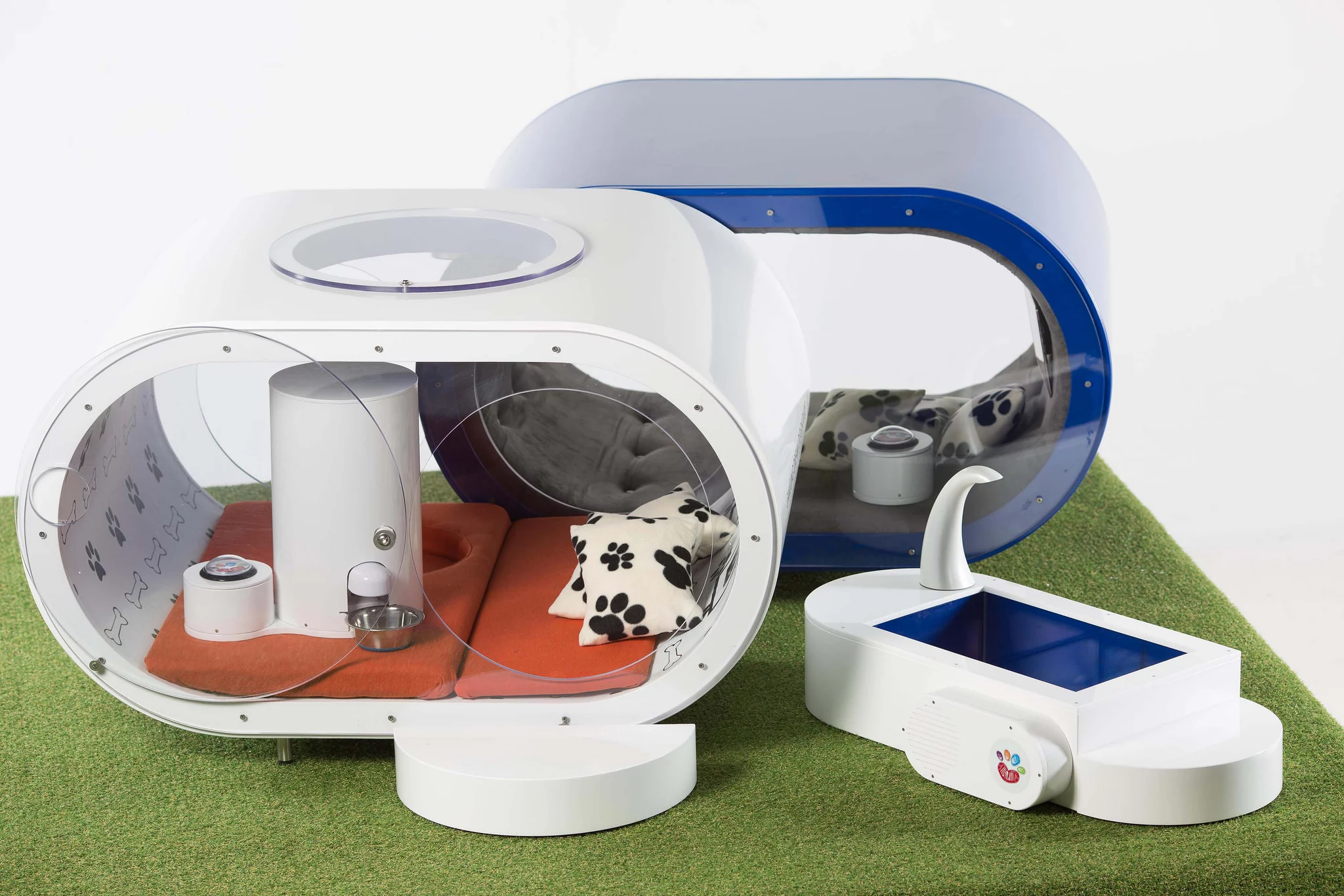 Dream Doghouse comprises three areas: a rest and relaxation space, dining and entertainment area, and an unsheltered leisure area with astro-turf grass