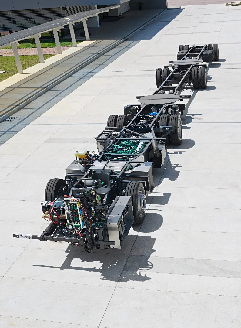 The chassis of the Volvo Gran Artic 300