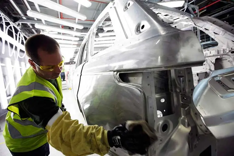 2013 Range Rover aluminium shell under construction