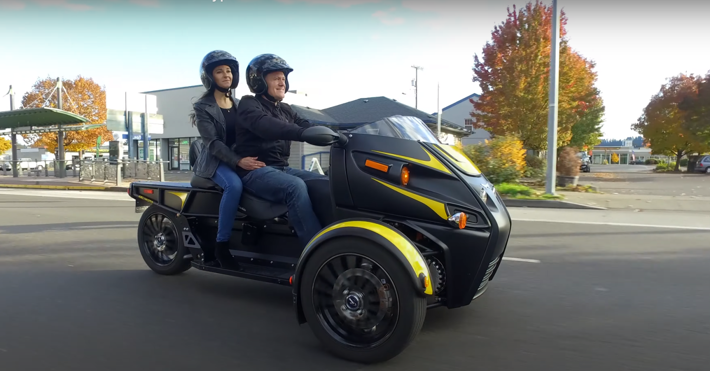 Arcimoto prototypes Ultimate Fun Machine openair electric road trike