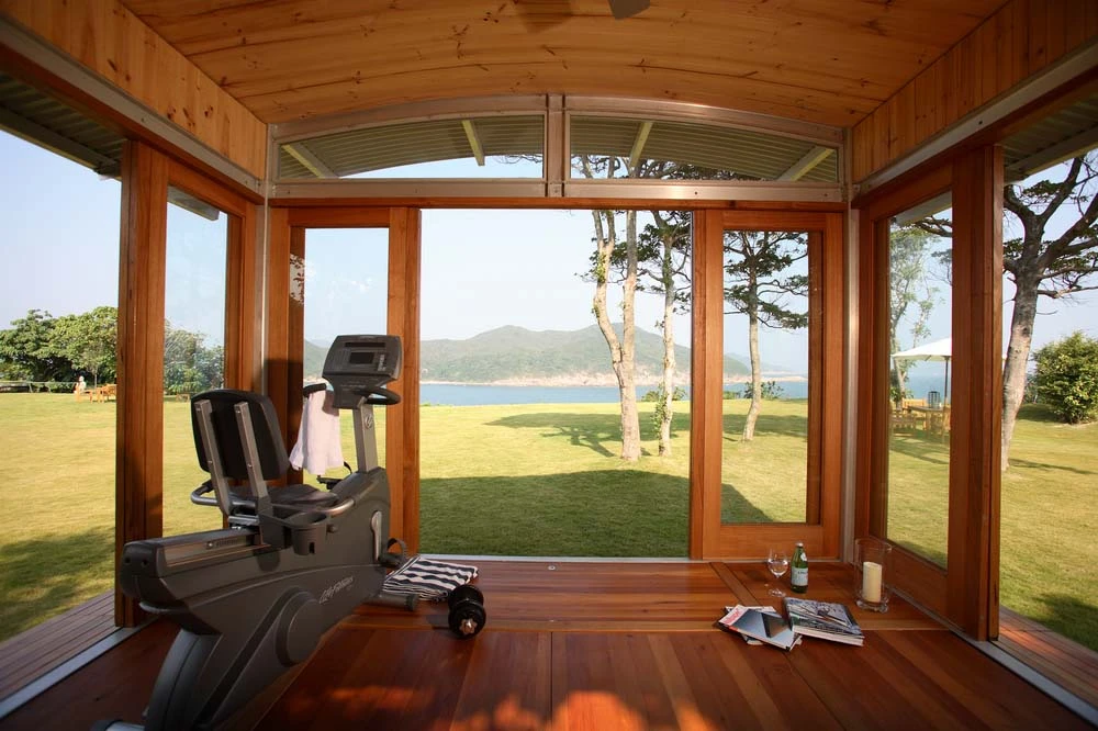 Everything can be custom selected from the various roof forms, different cuttings, linings, windows, doors, even down to the bathroom and kitchen details