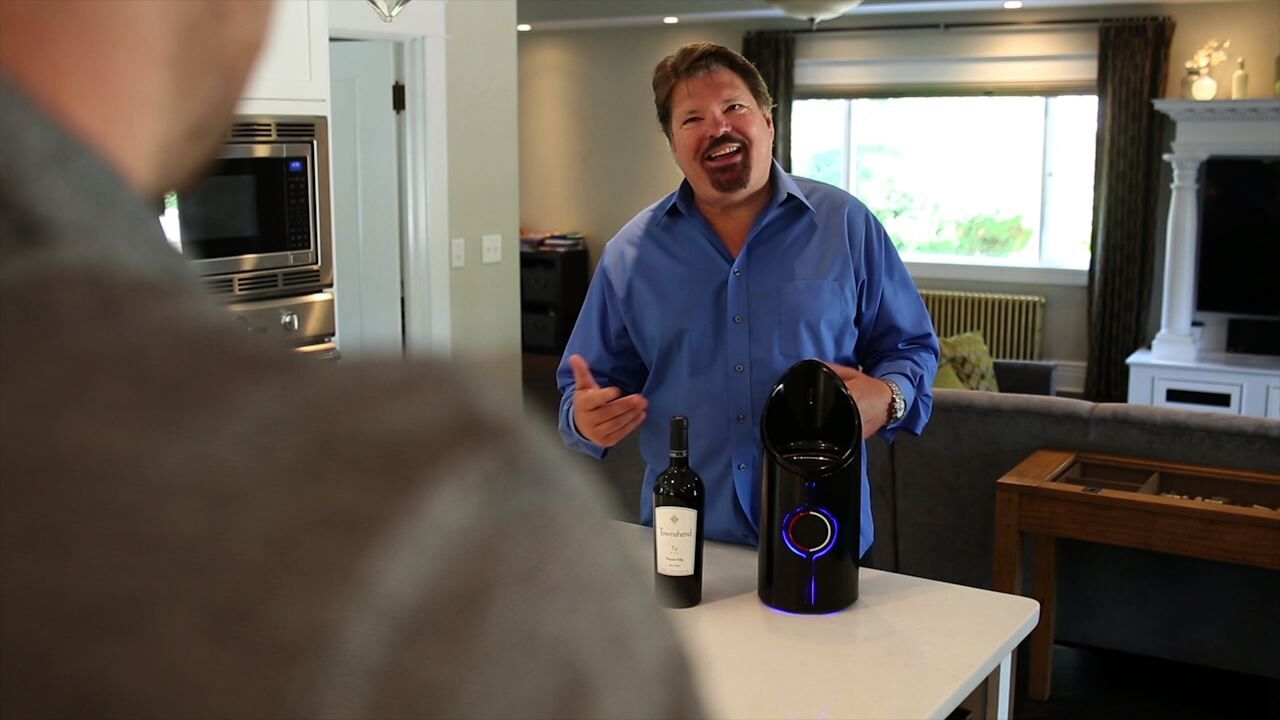 DTC CEO Mike Coyne explains the properties of the Sonic Decanter