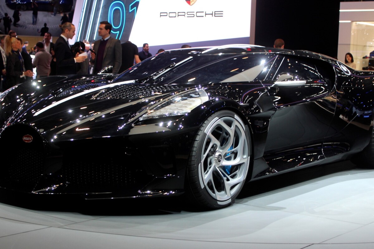 Bugatti's one-off La Voiture Noire is the world's most expensive ...