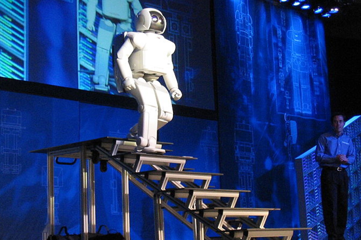 Honda's stair climbing ASIMO could be a contender for the US$200,000 'W' Prize
