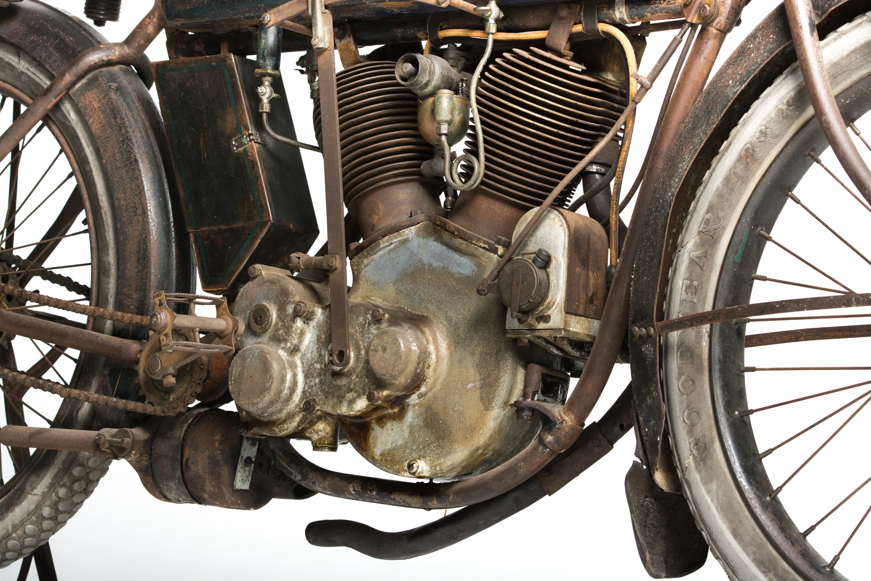The Michaelson Motorcycle Company already has one motorcycle in the top 100, and this 1913 Minneapolis Twin Two Speed will almost certainly become the second. The 1911 Minneapolis Model N Tricar currently at #95 in the top 100 (sold as part of the Otis Chandler Collection in 2006) featured a single cylinder engine. The four Michaelson brothers (Jack, Walter, Joe and Anton) developed a motorcycle whose design was one of the freshest and most advanced of its time - this big V-twin