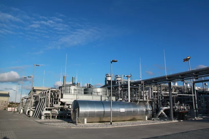 The world's biggest redox flow battery, brine4power, will be built at the Jemgum gas storage facility in Germany