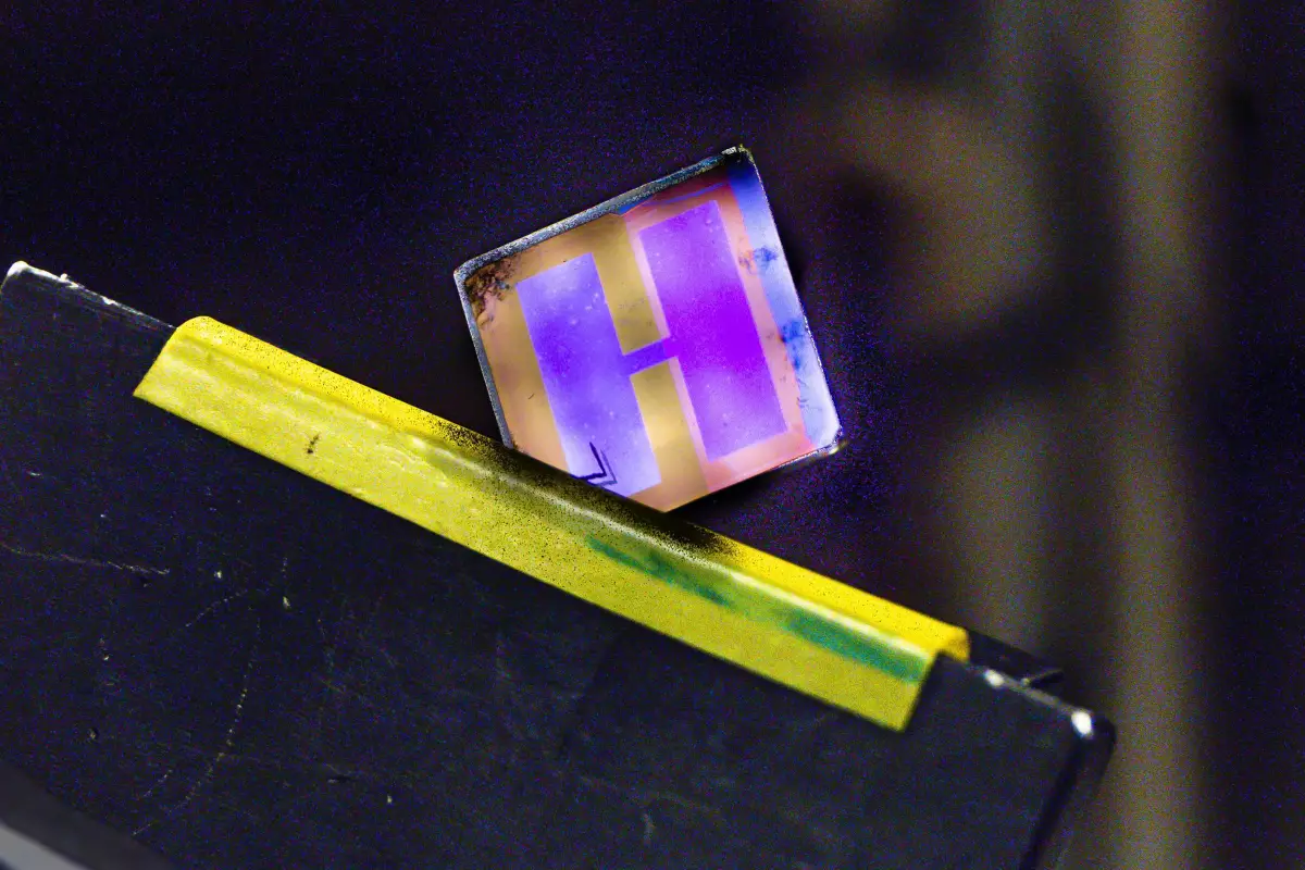 The technology may be utilized in low-power Internet-of-Things devices