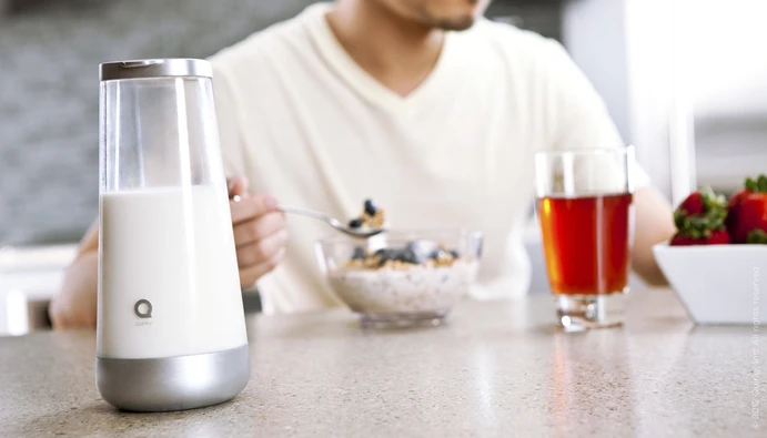 Milkmaid - A smart milk jug that detects when the milk is off and reminds you to buy more - Stylish design