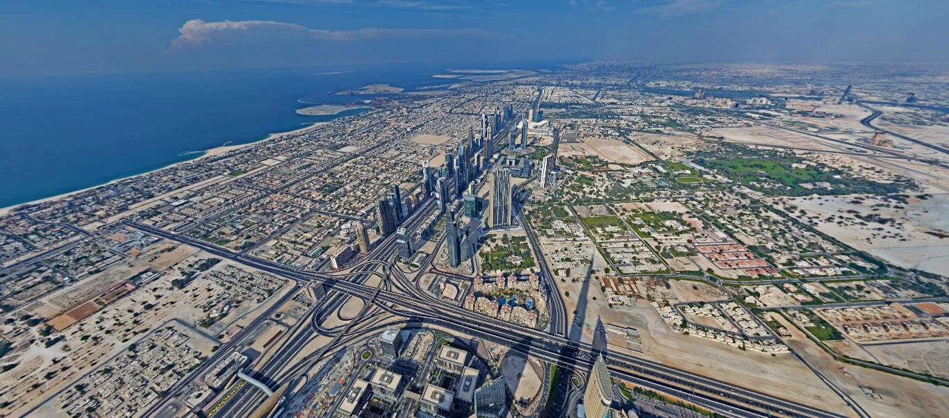 A photographer recently composed a stunning 360 degree panorama image from on top of the Burj Khalifa in Dubai, the tallest building on Earth