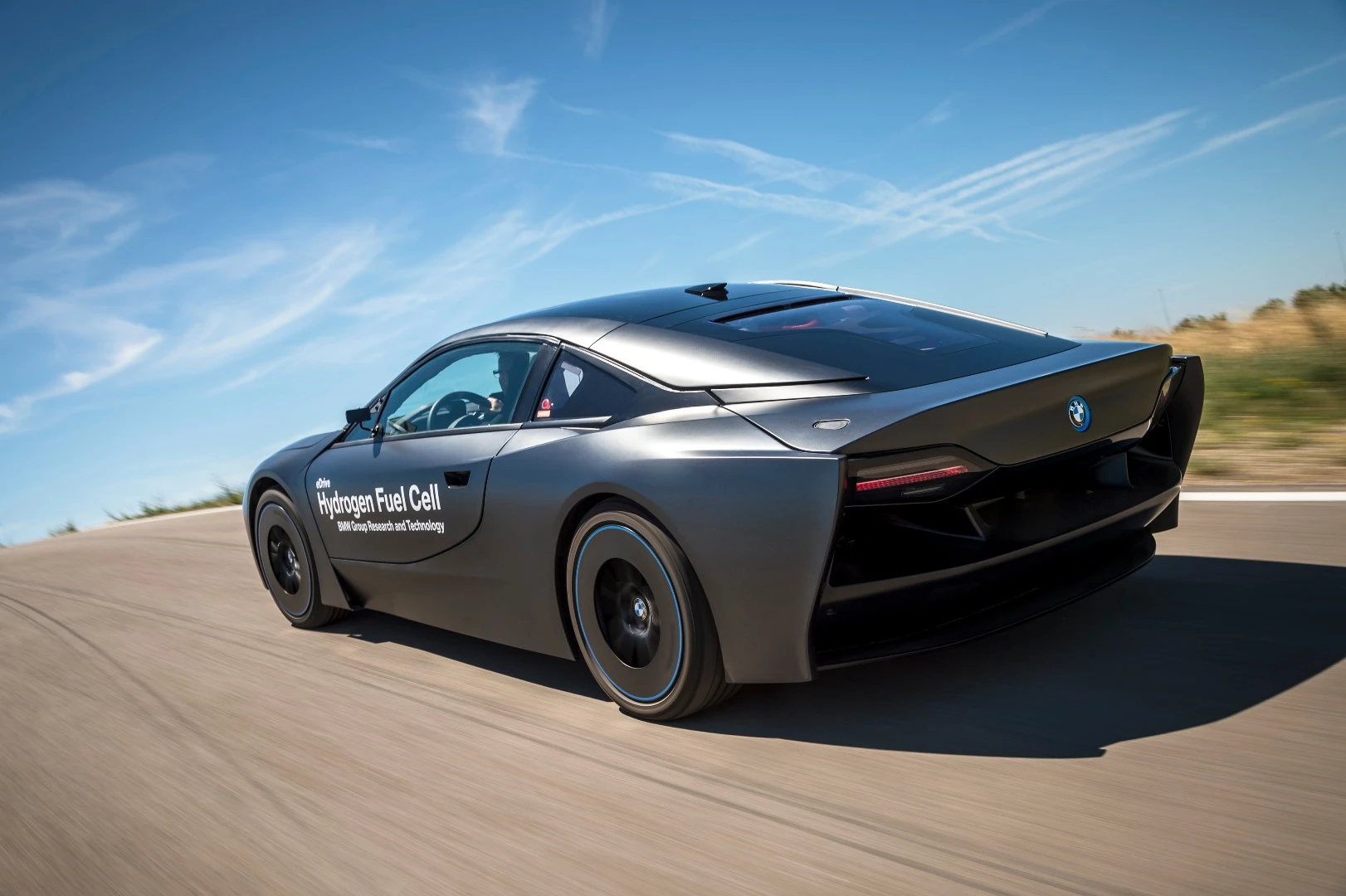 BMW's hydrogen fuel cell prototype in action