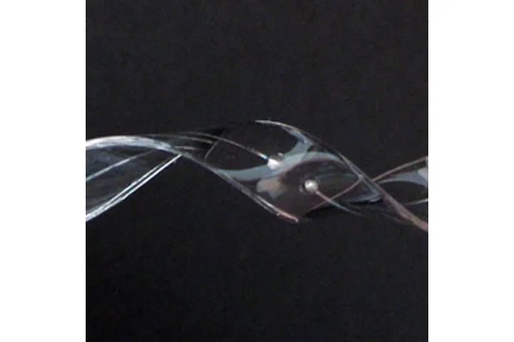 The new antennas consisting of liquid metal injected into elastomeric microchannels can be deformed and return to its original shape