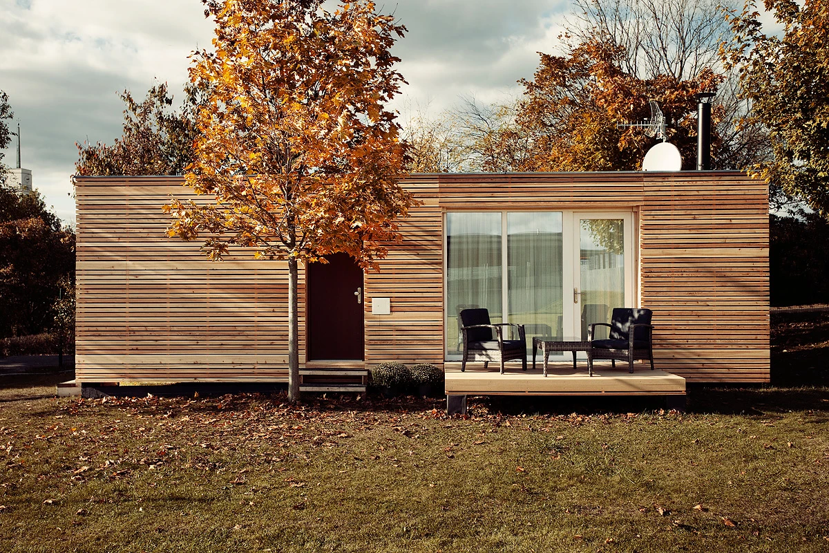 The house can be installed in four hours, apparently without need of skilled hands