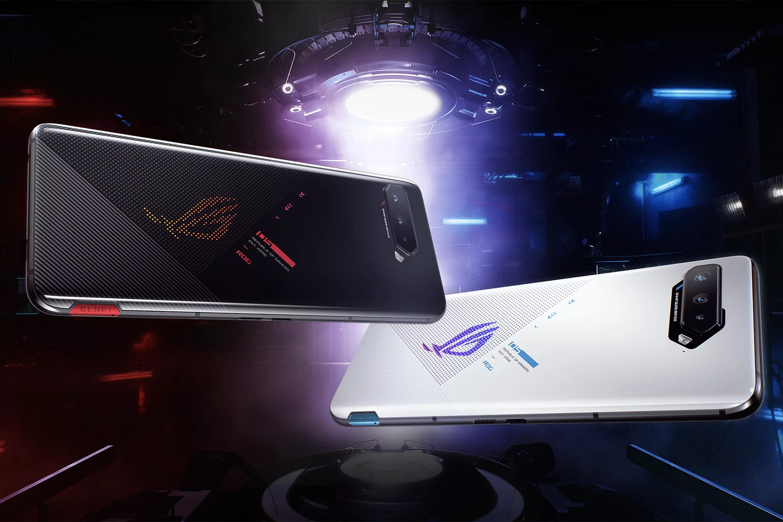 The Pro and Ultimate editions of the ROG Phone 5 come with an LED display on the back