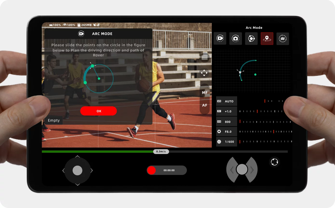 Snoppa app controls both the dolly and the camera, through a shooting interface