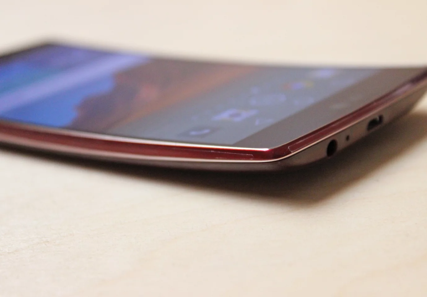 The G Flex 2 is available now on Sprint and US Cellular in the US (Photo: Will Shanklin/Gizmag.com)