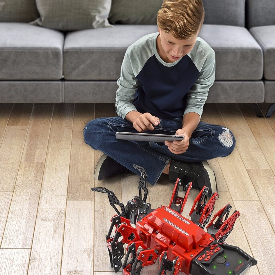The MeccaSpider is a great STEM toy, teaching kids valuable construction and coding skills