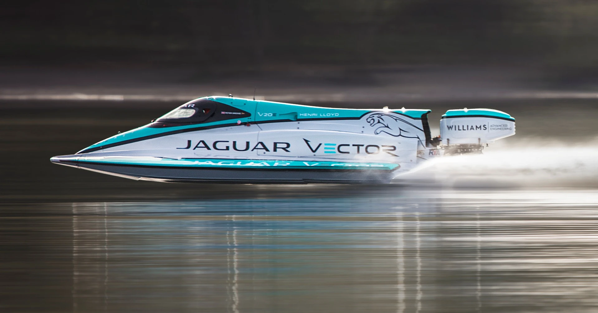 The V20E has broken the electric water speed record set in 2008
