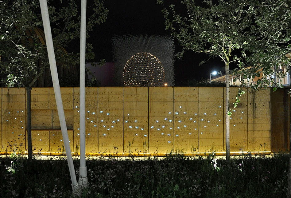 The unique pavilion features audio sounds and visual cues that are linked in real-time to an actual working beehive located in the UK.