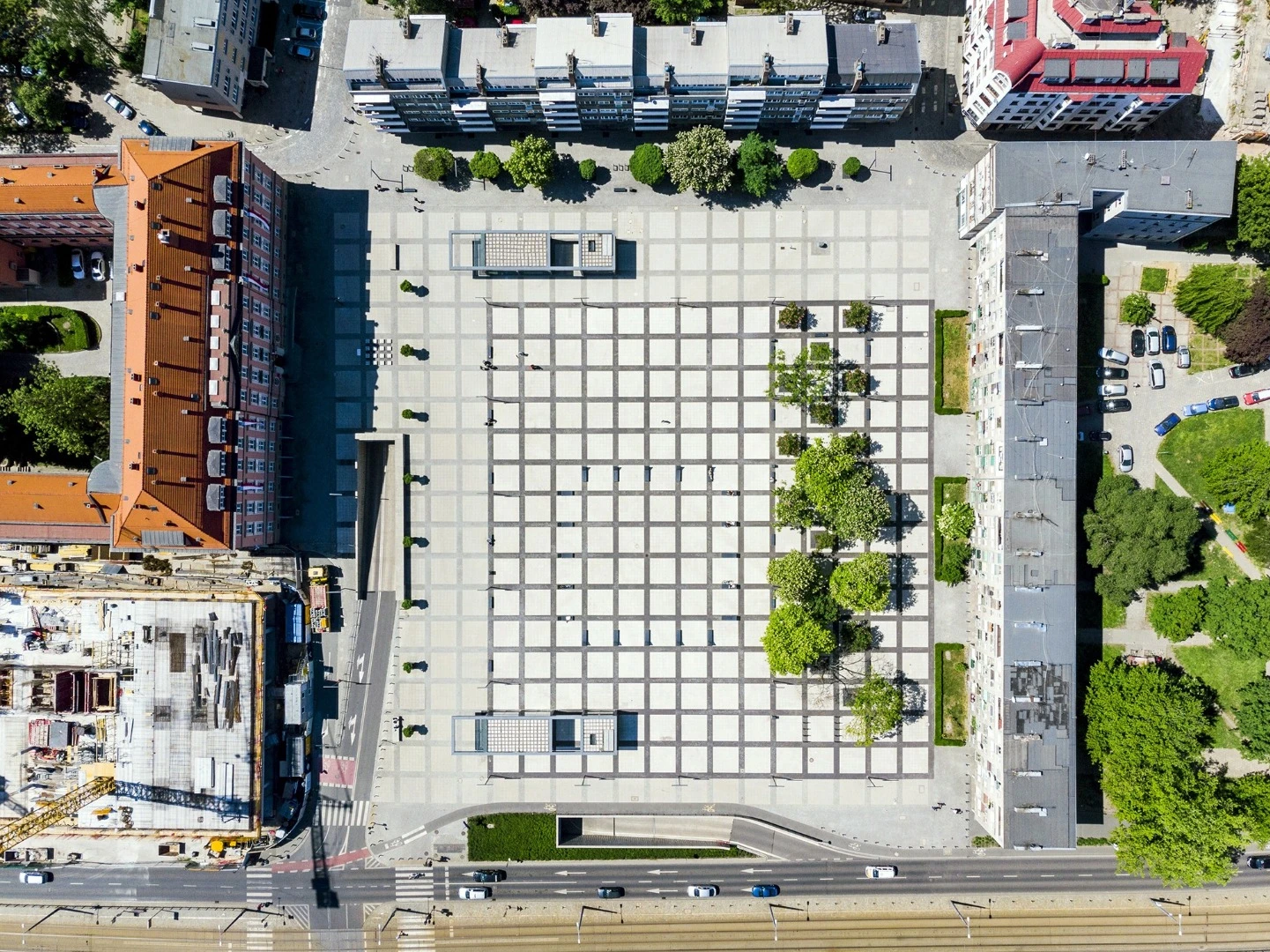 A public square in Wroclaw, Poland (Credit: Wojtek Gurak Flickr CC BY-NC 2.0)
