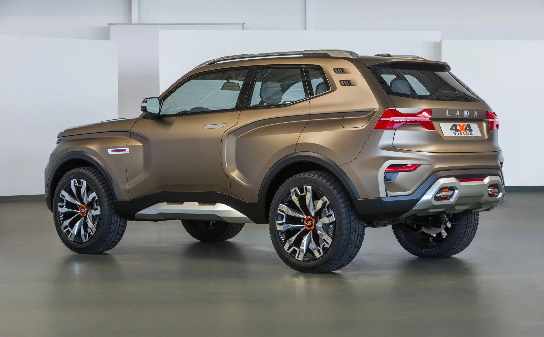 Lada 4x4 Vision: deep X in the sides looks terrific