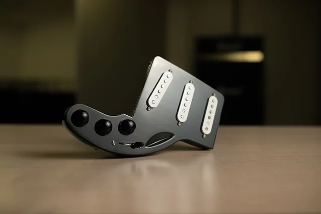 There are three pickup cassettes available for the Boaz One, including this three single coil module