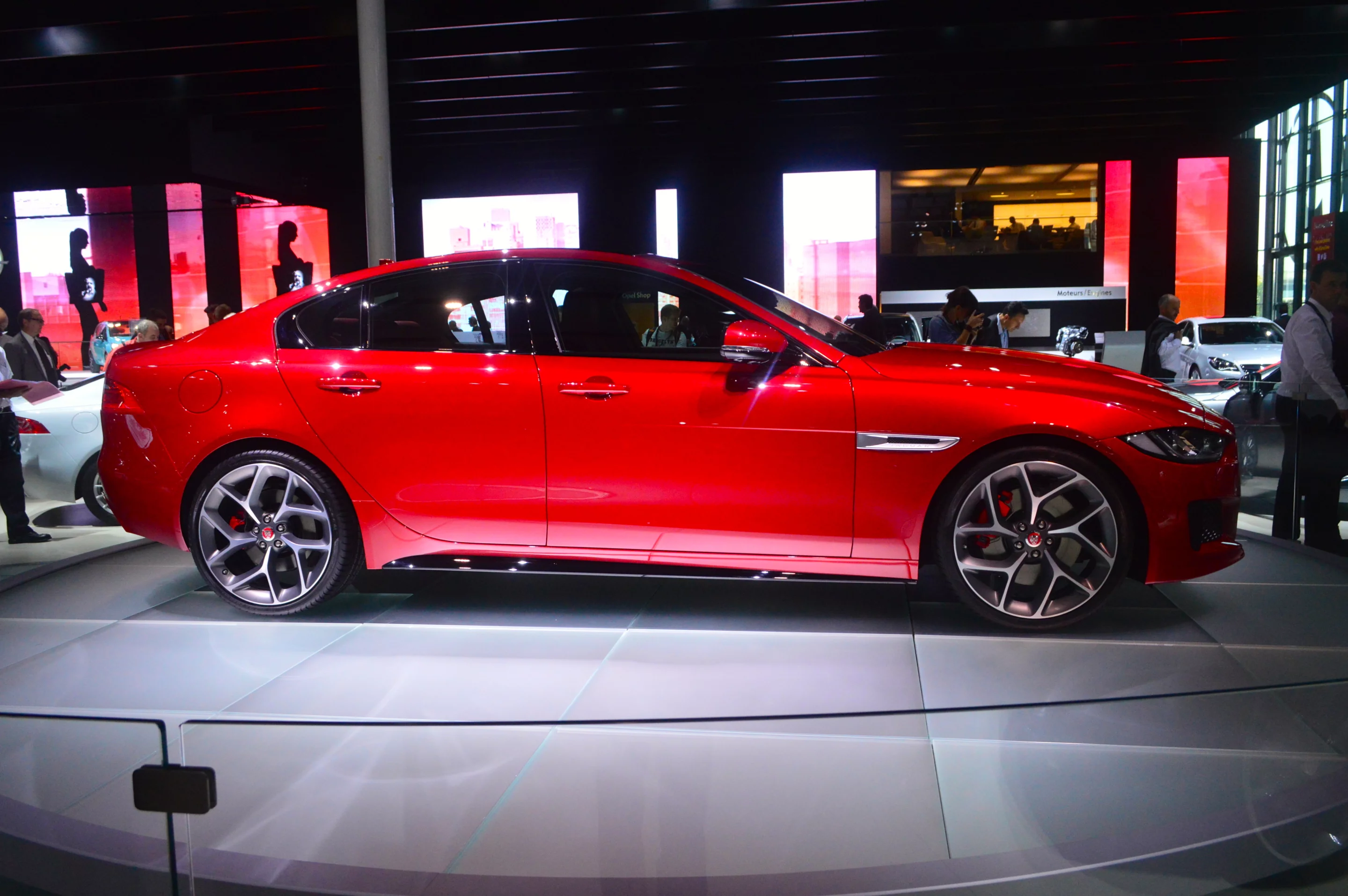 The Jaguar XE S borrows the F-Type's 335-hp 3.0-liter supercharged V6 (Photo: C.C. Weiss/Gizmag)