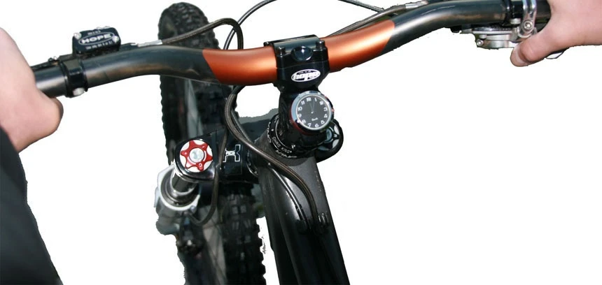 The StemCAPtain replaces your bicycle's handlebar stem cap with one that incorporates a clock, compass or thermometer(All photos courtesy StemCAPtain)