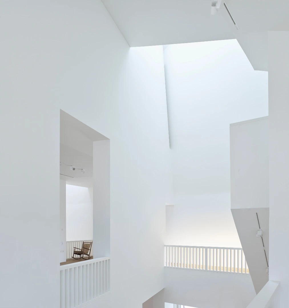 The design of Caring Wood is modern but references Kentish building traditions