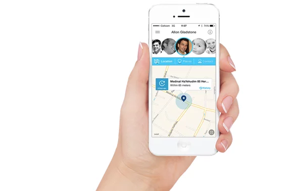 An accompanying app shows where the child is at any given time
