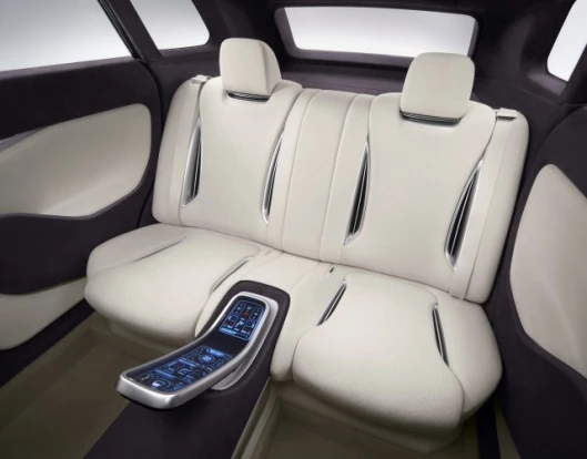 The PX-MiEV seating