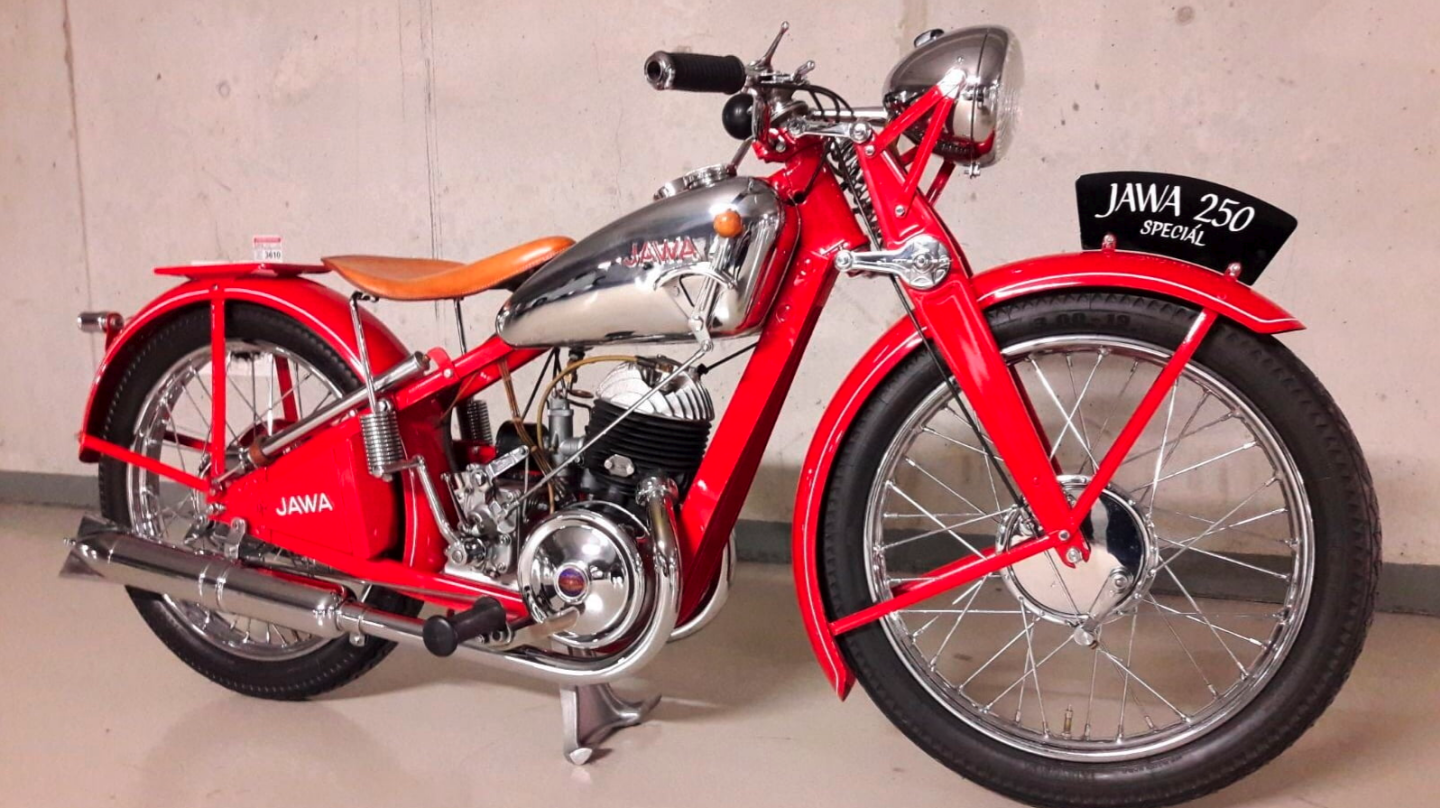 As can be seen from the design of this restored 1939 Jawa 250 Special, the company was once at the forefront of motorcycle engineering. once exporting to over 120 countries, the name Jawa may well rise again now that it has been purchased by India's Mahindra, and the $29,700 paid for this fully restored two-stroke masterpiece could turn out to be quite an investment.